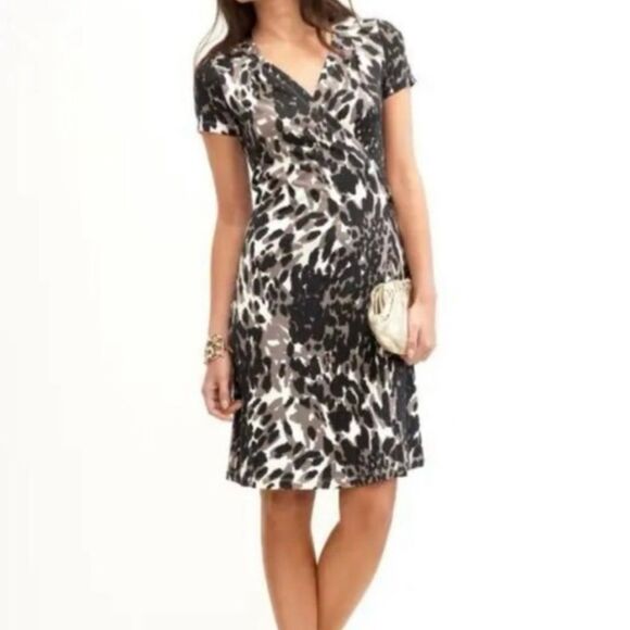 Banana Republic Cheetah Rome Silk Blend Short Sleeve Wrap Dress Women’s Small - Picture 1 of 9